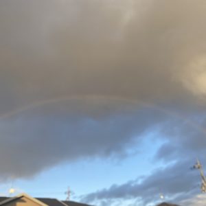 📪郵便局📧へのいつもの道🛣(‘ω’)ノ端から端までの大きな虹🌈が出ていましたが…カメラセンス…📷(゜_゜>)？？